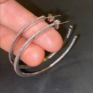 Classic Hoop earring with white stone